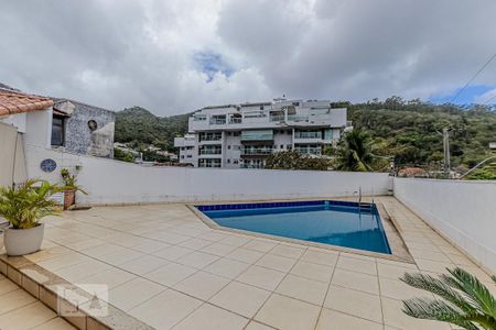Casa à venda com 456m², 4 quartos e 2 vagasÁrea externa