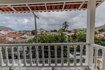 Varanda de casa à venda com 4 quartos, 456m² em São Francisco, Niterói