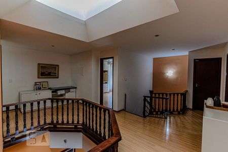 Casa à venda com 456m², 4 quartos e 2 vagasSala