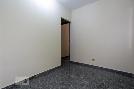 Quarto 1 de casa para alugar com 2 quartos, 55m² em Jardim Peri, São Paulo
