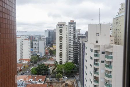 Vista do Quarto 1 de apartamento para alugar com 2 quartos, 69m² em Cerqueira César, São Paulo