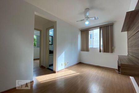 Sala de apartamento para alugar com 2 quartos, 46m² em Jardim Leonor, São Paulo