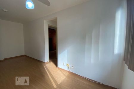 Sala de apartamento para alugar com 2 quartos, 46m² em Jardim Leonor, São Paulo