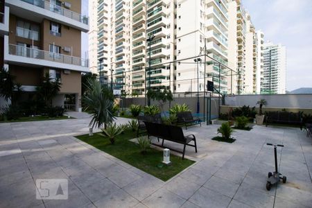 Apartamento à venda com 220m², 3 quartos e 2 vagas Apartamento à venda com 220m², 3 quartos e 2 vagasCondomínio