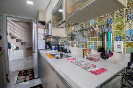 Apartamento à venda com 220m², 3 quartos e 2 vagas Apartamento à venda com 220m², 3 quartos e 2 vagasCozinha