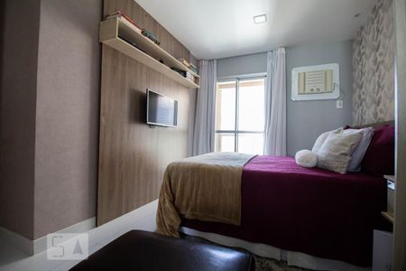 Apartamento à venda com 220m², 3 quartos e 2 vagas Apartamento à venda com 220m², 3 quartos e 2 vagasQuarto 3 - Suíte
