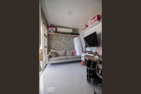 Apartamento à venda com 220m², 3 quartos e 2 vagas Apartamento à venda com 220m², 3 quartos e 2 vagassala de estudo