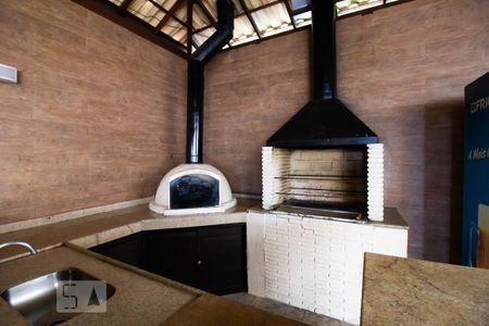 Apartamento à venda com 220m², 3 quartos e 2 vagas Apartamento à venda com 220m², 3 quartos e 2 vagasÁrea comum - Churrasqueira
