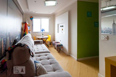 Sala de apartamento à venda com 2 quartos, 45m² em Rio Pequeno, São Paulo