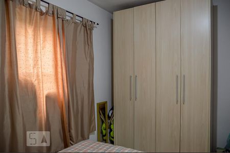 Casa à venda com 140m², 2 quartos e 2 vagasQuarto Suíte
