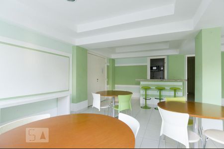 Apartamento para alugar com 71m², 3 quartos e 1 vagaÁrea comum