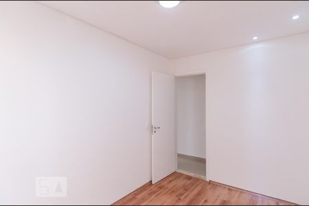 Apartamento para alugar com 71m², 3 quartos e 1 vagaQuarto 2