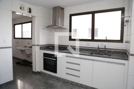Apartamento à venda com 120m², 4 quartos e 3 vagasCozinha