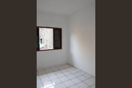 Casa à venda com 2700m², 4 quartos e 3 vagas Casa à venda com 2700m², 4 quartos e 3 vagasQuarto 2