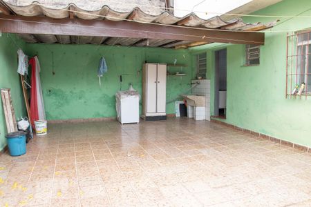 Casa à venda com 2700m², 4 quartos e 3 vagas Casa à venda com 2700m², 4 quartos e 3 vagasLavanderia
