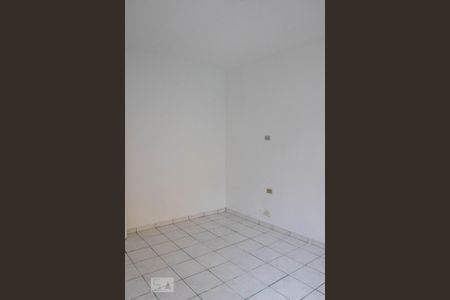 Casa à venda com 2700m², 4 quartos e 3 vagas Casa à venda com 2700m², 4 quartos e 3 vagasQuarto 1