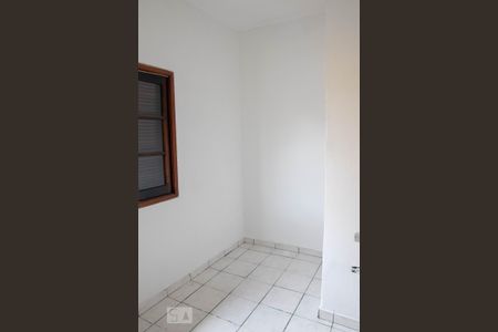Casa à venda com 2700m², 4 quartos e 3 vagas Casa à venda com 2700m², 4 quartos e 3 vagasQuarto 1