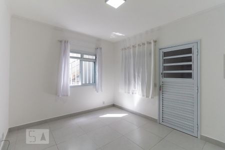 Sala de casa para alugar com 1 quarto, 40m² em Vila Guarani (z Sul), São Paulo