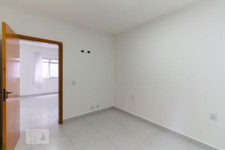 Quarto de casa para alugar com 1 quarto, 40m² em Vila Guarani (z Sul), São Paulo