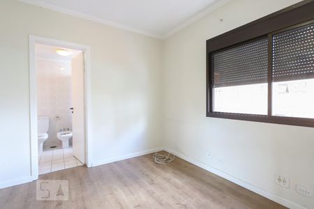 Apartamento para alugar com 220m², 3 quartos e 3 vagasSuíte 2