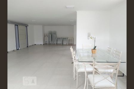 Apartamento para alugar com 43m², 1 quarto e 1 vagaÁrea Comum - Salão de Festas