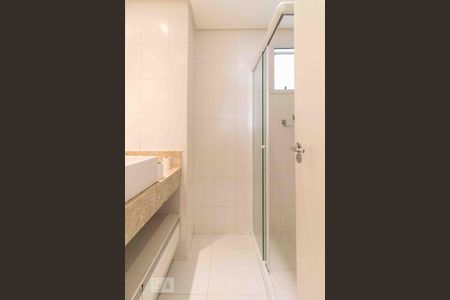 Apartamento à venda com 75m², 3 quartos e 2 vagasBanheiro Social