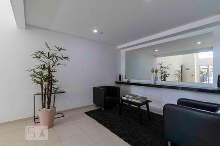 Apartamento à venda com 75m², 3 quartos e 2 vagasHall social