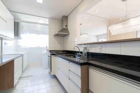 Apartamento à venda com 75m², 3 quartos e 2 vagasCozinha