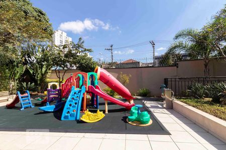 Apartamento à venda com 75m², 3 quartos e 2 vagasÁrea Comum - Playground