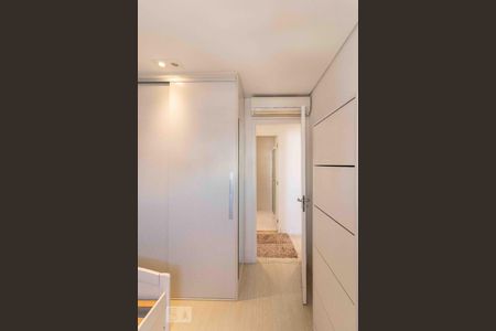 Apartamento à venda com 75m², 3 quartos e 2 vagasQuarto 3