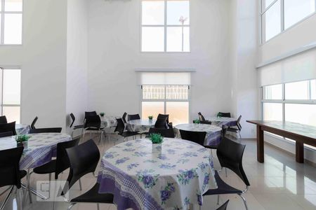 Apartamento à venda com 75m², 3 quartos e 2 vagasÁrea comum - Salão de festas