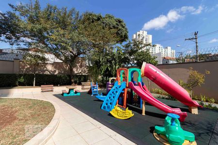 Apartamento à venda com 75m², 3 quartos e 2 vagasÁrea Comum - Playground