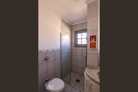 Casa à venda com 135m², 3 quartos e 3 vagasBanheiro