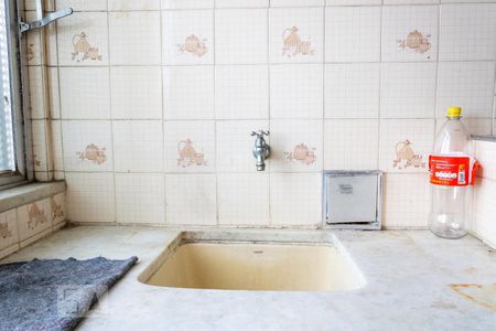 Apartamento para alugar com 66m², 2 quartos e 1 vagaÁrea de Serviço