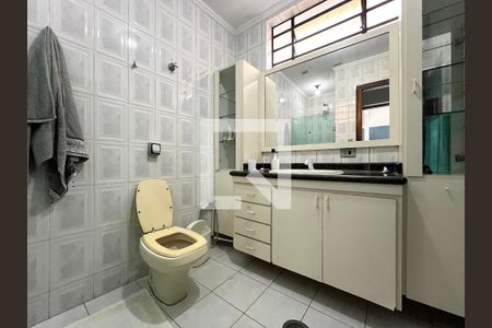 Casa à venda com 350m², 5 quartos e 3 vagasBanheiro 2