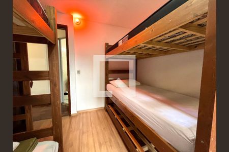 Casa à venda com 350m², 5 quartos e 3 vagasQuarto 5