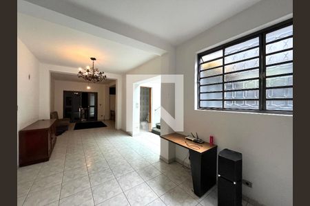 Casa à venda com 350m², 5 quartos e 3 vagasSala 2