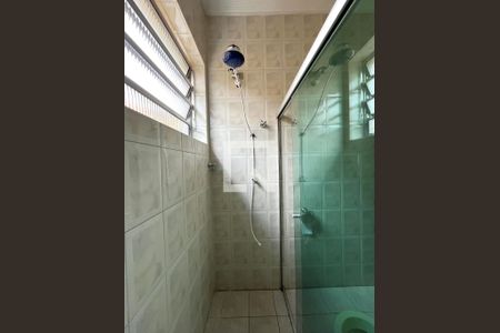 Casa à venda com 350m², 5 quartos e 3 vagasBanheiro 