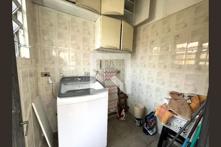 Casa à venda com 350m², 5 quartos e 3 vagasÁrea de Serviço