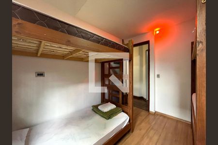 Casa à venda com 350m², 5 quartos e 3 vagasQuarto 5