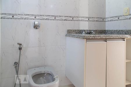 Banheiro da suíte 2 e 3 de apartamento à venda com 3 quartos, 260m² em Recreio dos Bandeirantes, Rio de Janeiro