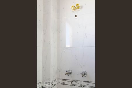Banheiro da suíte 2 e 3 de apartamento à venda com 3 quartos, 260m² em Recreio dos Bandeirantes, Rio de Janeiro