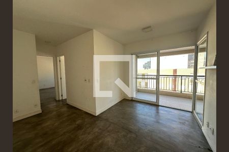 Sala de apartamento para alugar com 2 quartos, 62m² em Alphaville Empresarial, Barueri