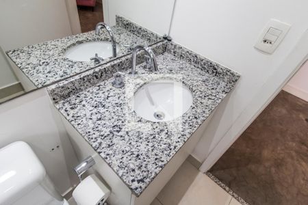 Apartamento para alugar com 62m², 2 quartos e 1 vaga Apartamento para alugar com 62m², 2 quartos e 1 vagaBanheiro da Suíte