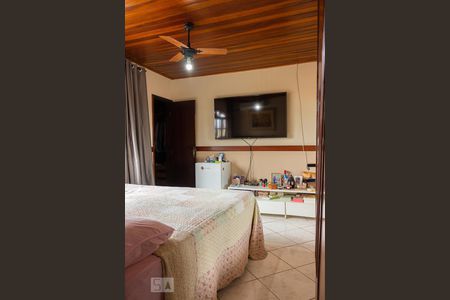 Casa de condomínio para alugar com 287m², 5 quartos e 5 vagasSuíte