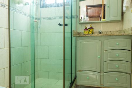 Casa de condomínio para alugar com 287m², 5 quartos e 5 vagasBanheiro social