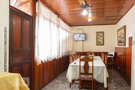 Casa de condomínio para alugar com 287m², 5 quartos e 5 vagasSala de jantar