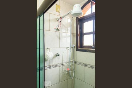 Casa de condomínio para alugar com 287m², 5 quartos e 5 vagasBanheiro social