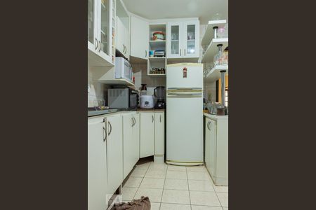 Casa de condomínio para alugar com 287m², 5 quartos e 5 vagasCozinha