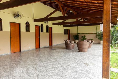 Casa de condomínio para alugar com 287m², 5 quartos e 5 vagasÁrea comum - Salão de festas